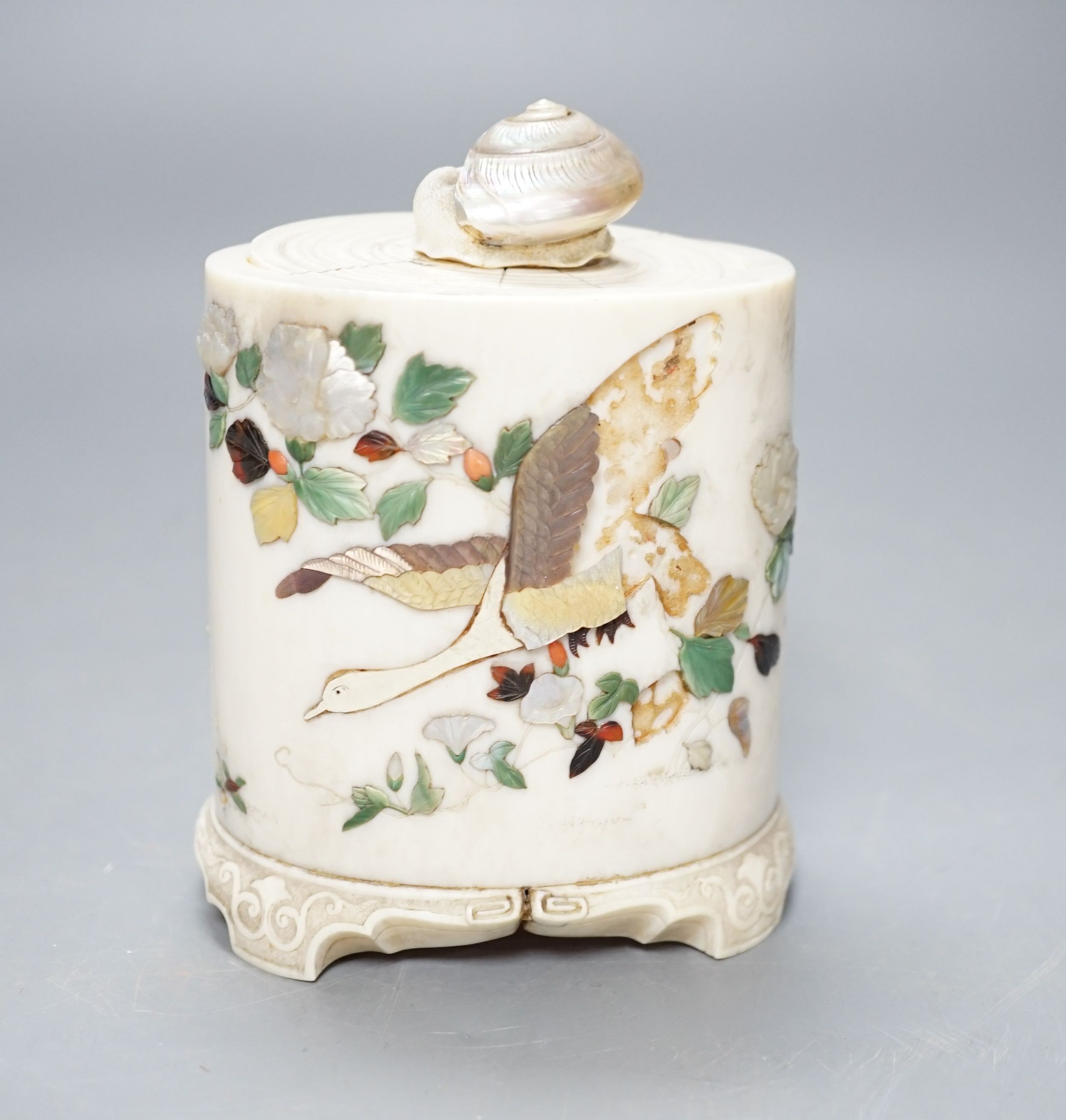 A Japanese shibayama ivory box and cover, Meiji period, with mother of pearl snail finial 12cm